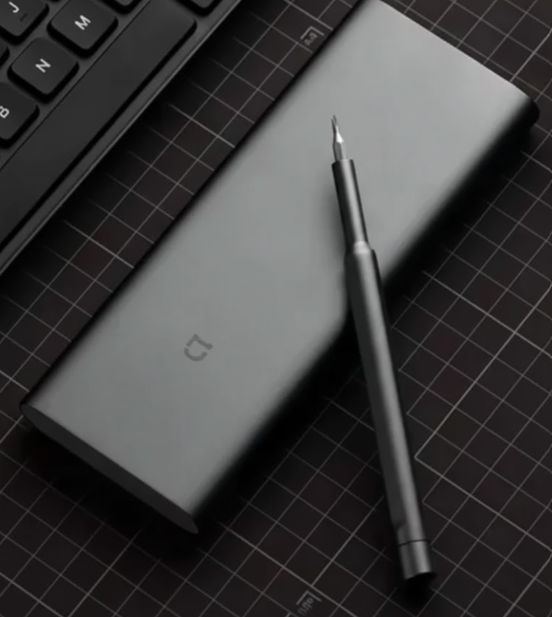 Set Destornillador Recargable Con Puntas Ref:6133A